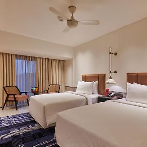 Valley View room